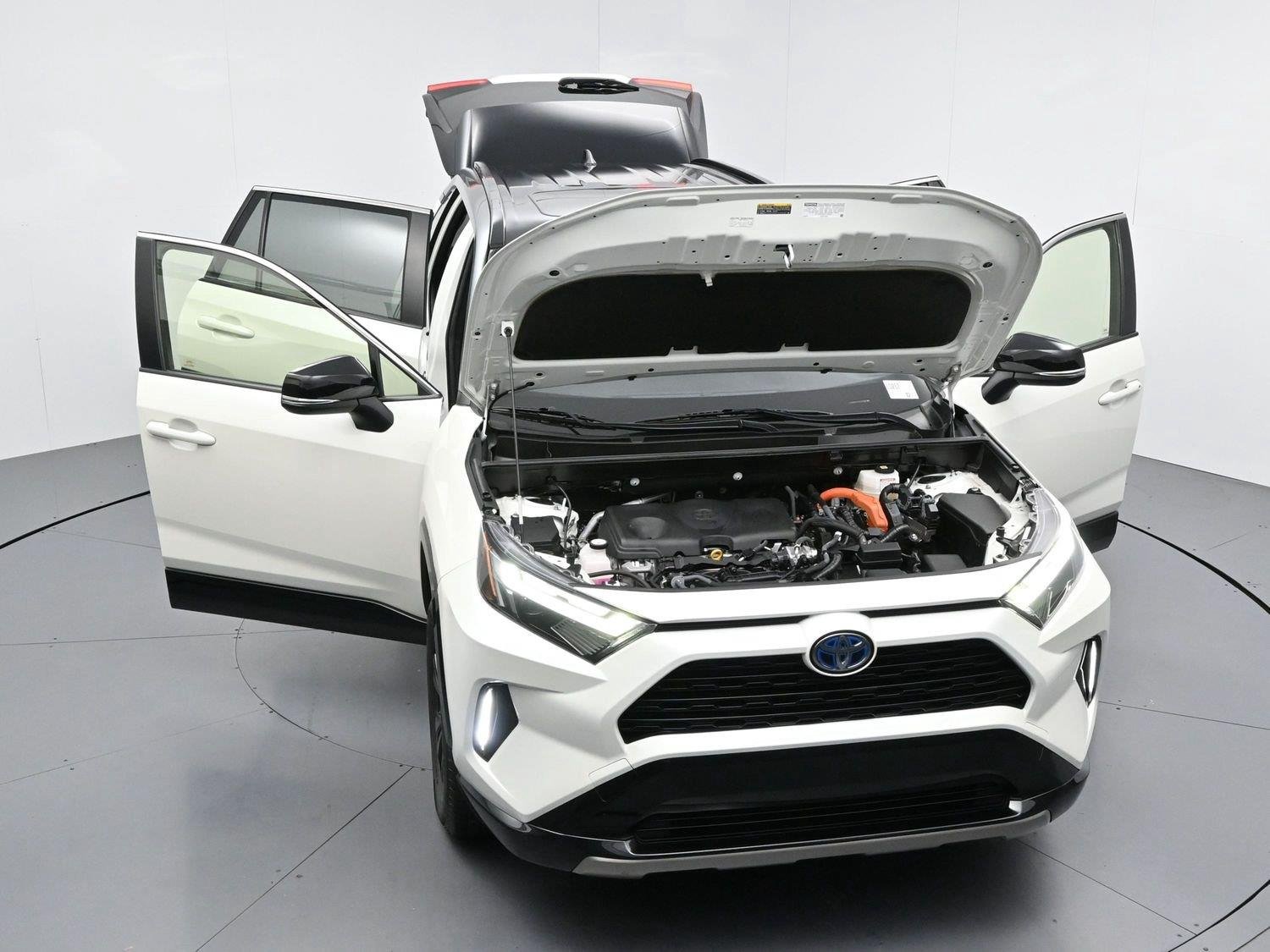 Used 2022  Toyota Hybrid XSE image 47