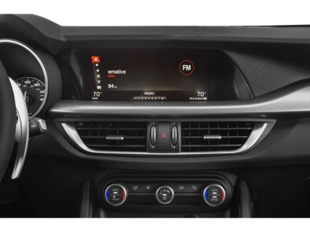 Used 2020 Red Alfa Romeo Base image 13