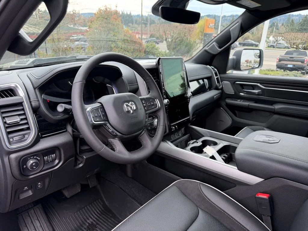 2026 RAM 1500 Laramie - Photo 16