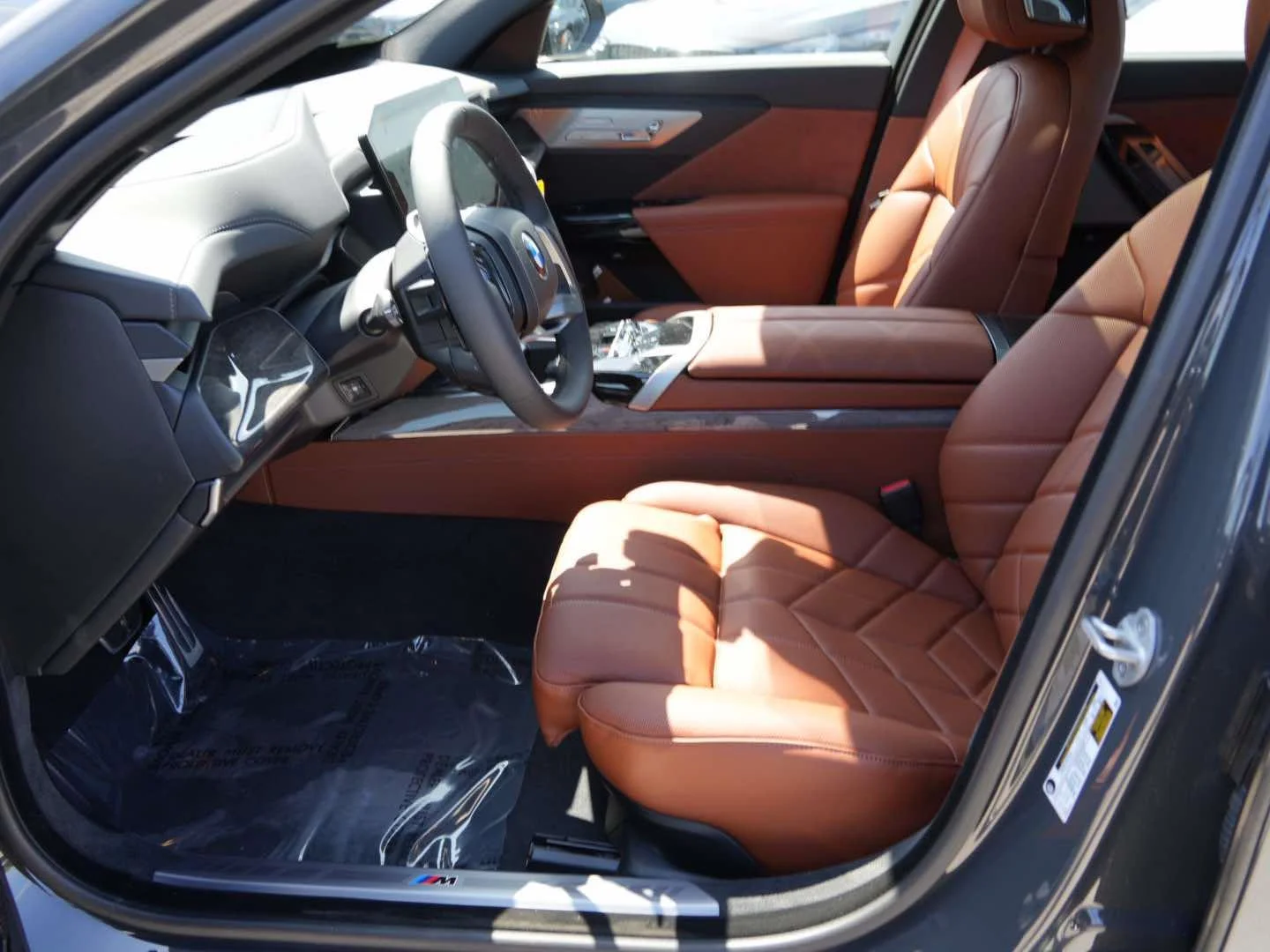New 2027 Dravit Grey Metallic BMW 740i image 24