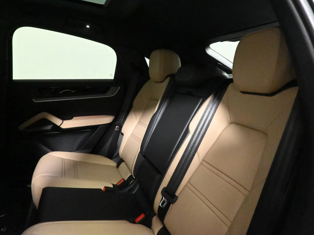 Certified Used 2026 White Porsche  image 36