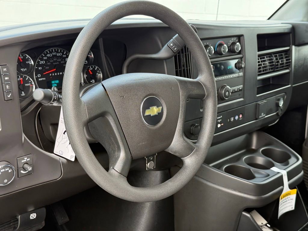 2025 Chevrolet Express Cargo Work Van - Photo 19