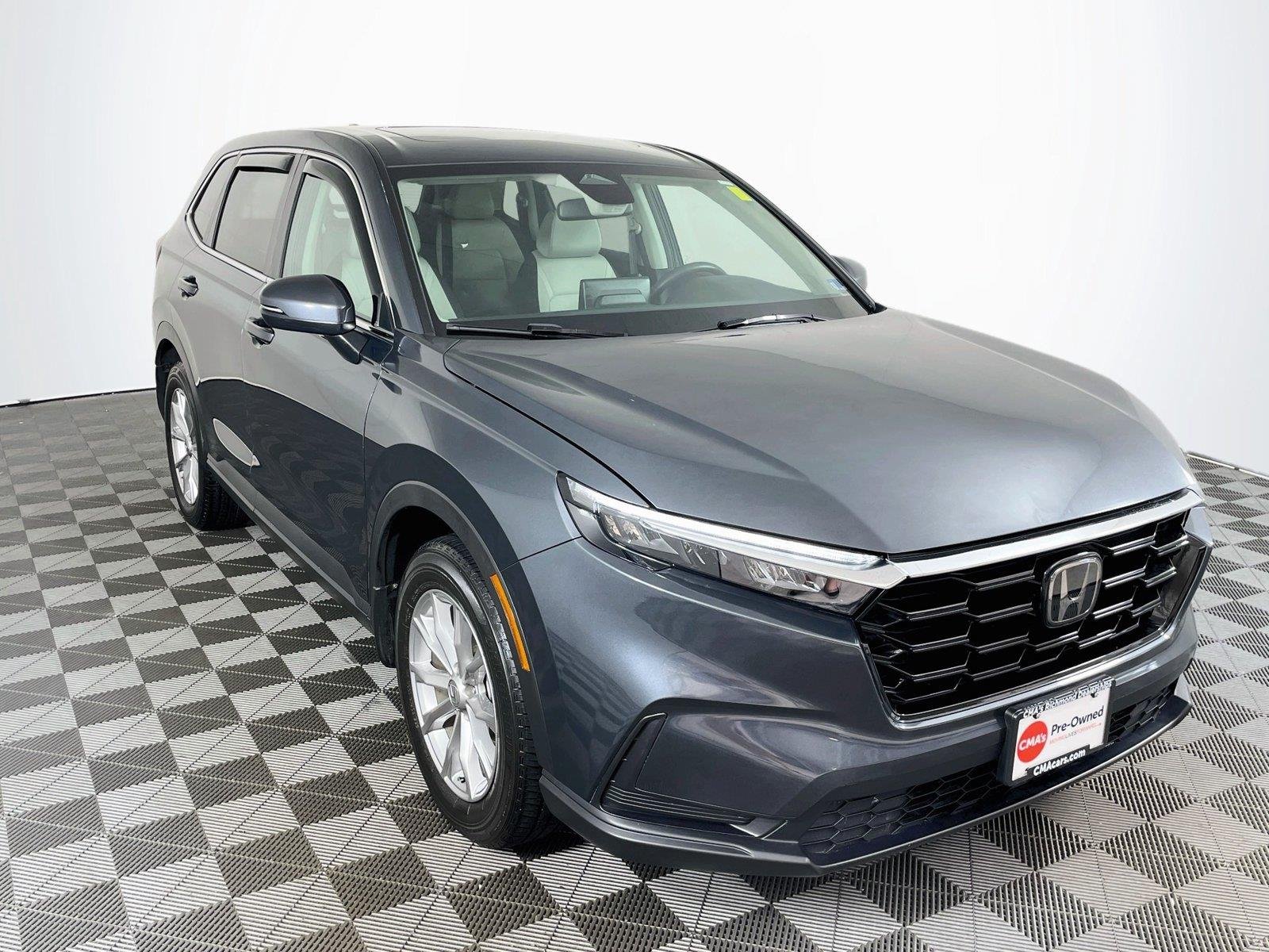 Used 2025 Meteorite Gray Metallic Honda EX image 1