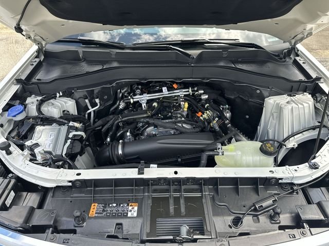 New 2026 Star White Metallic Tri-Coat Ford Active image 20
