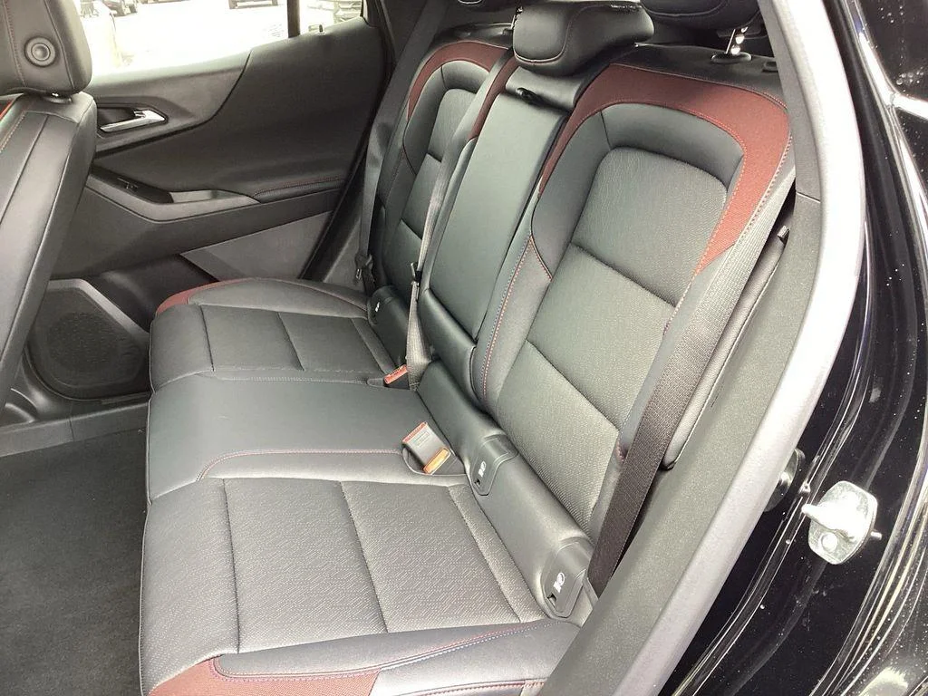 New 2026 Mosaic Black Metallic Chevrolet FWD RS image 13