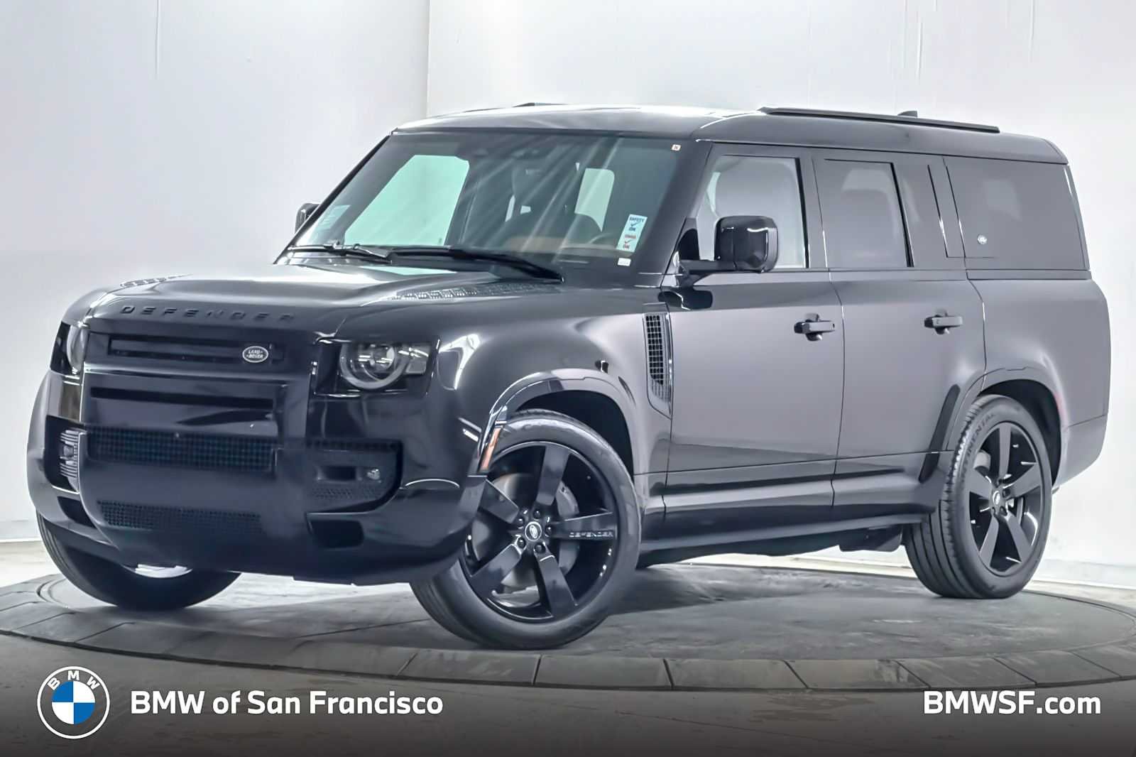 2024 Land Rover Defender X-Dynamic SE