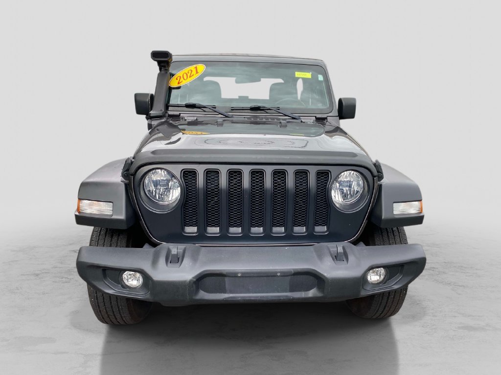 Used 2021 Gray Jeep Sport image 11
