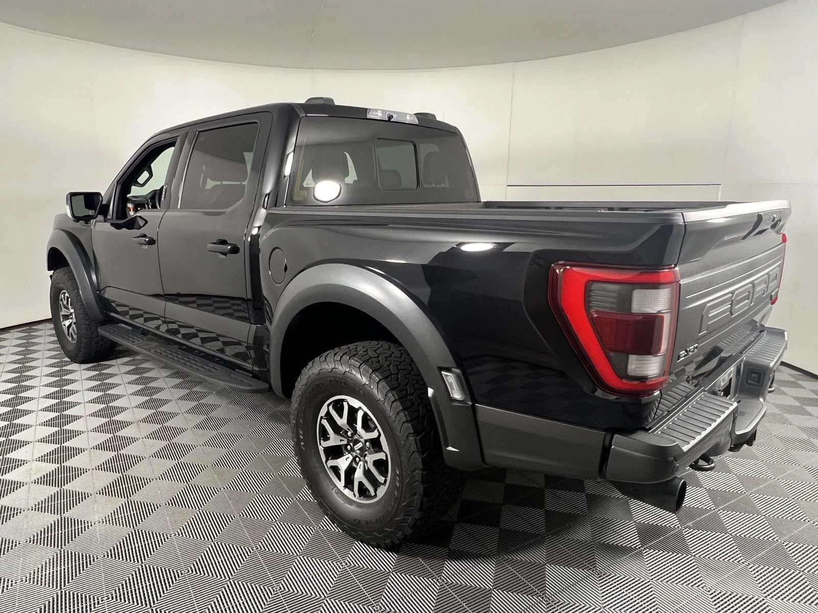 Used 2023 Agate Black Ford Raptor image 9