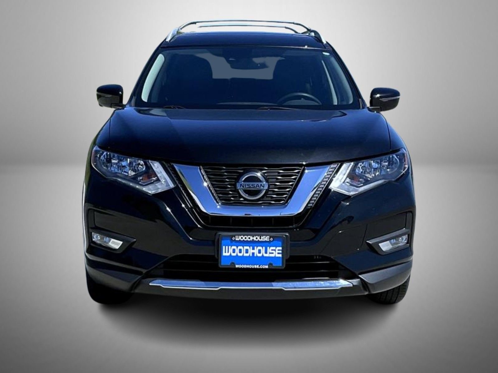 Used 2020 Black Nissan SL image 2