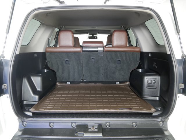 Used 2014 Blizzard Pearl Toyota Limited image 14