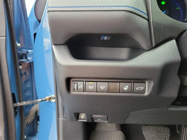 Certified Used 2022 Calvary Blue w/Midnight Black Metallic Roof Toyota XSE image 20