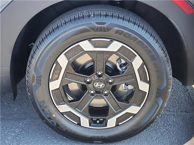 New 2026 Hampton Gray Hyundai SE image 7