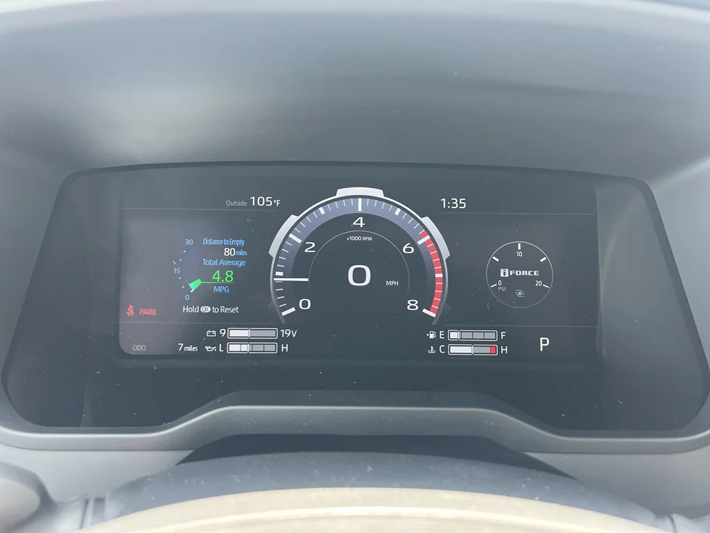 2026 Toyota Tundra Limited - Photo 27
