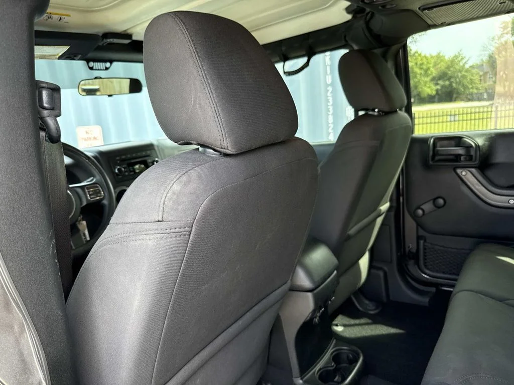 Used 2017 Gray Jeep Unlimited Sport image 16
