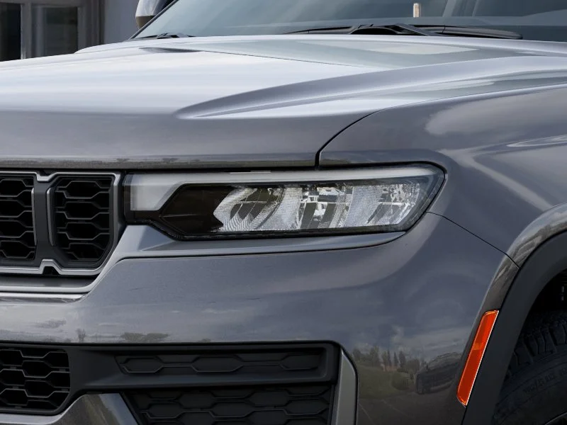 New 2026 Baltic Gray Metallic Clear-Coat Exterior Paint Jeep Altitude 4x4 image 36