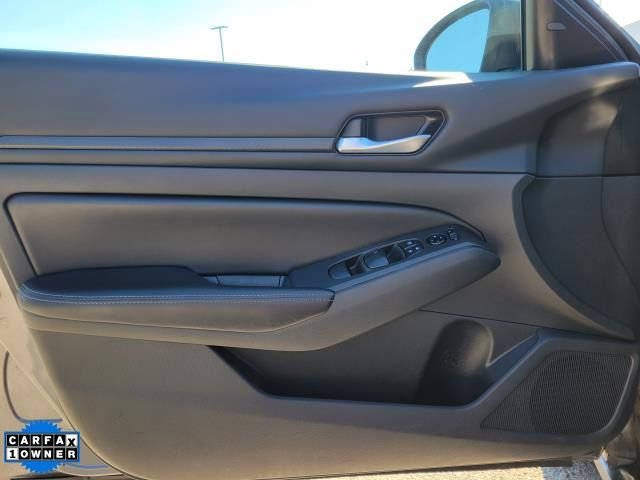 Used 2024 Gray Nissan 2.5 SV image 13
