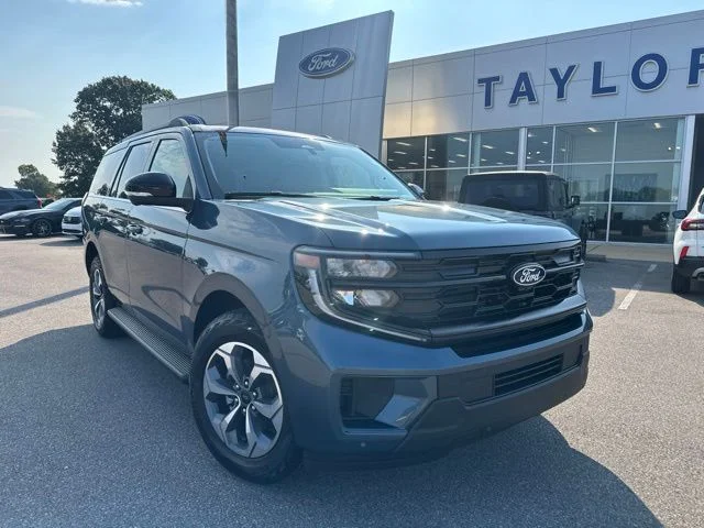 New 2027 Nocturnal Blue Metallic Ford Active image 4