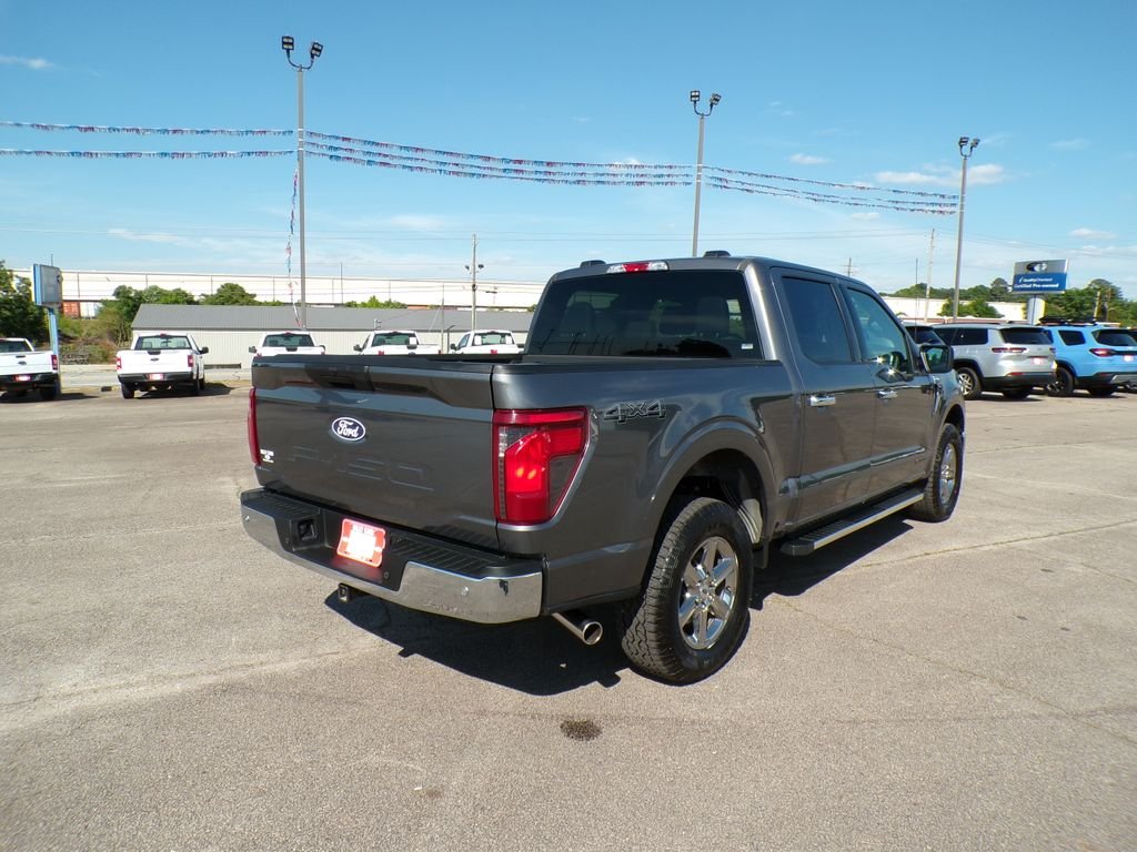 Used 2025 Gray Metallic Ford XLT image 7