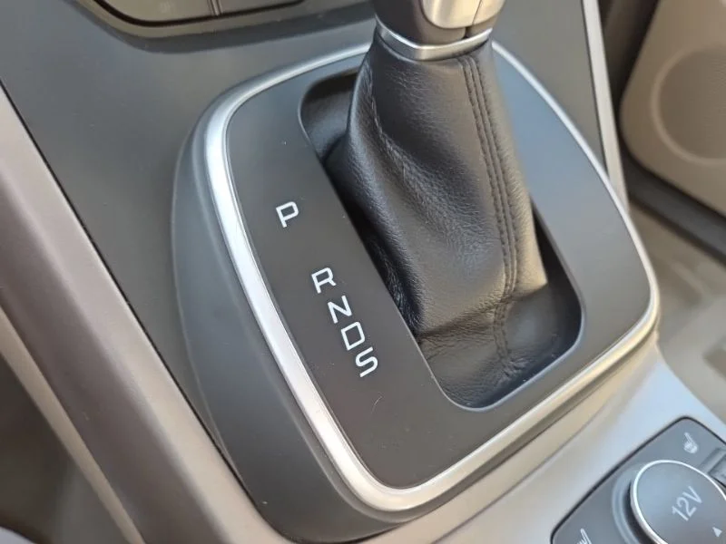 Used 2014 Red Ford SE image 36
