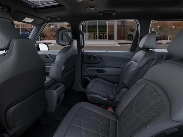 New 2027 Glacial White Pearl Kia X-Line SX image 18