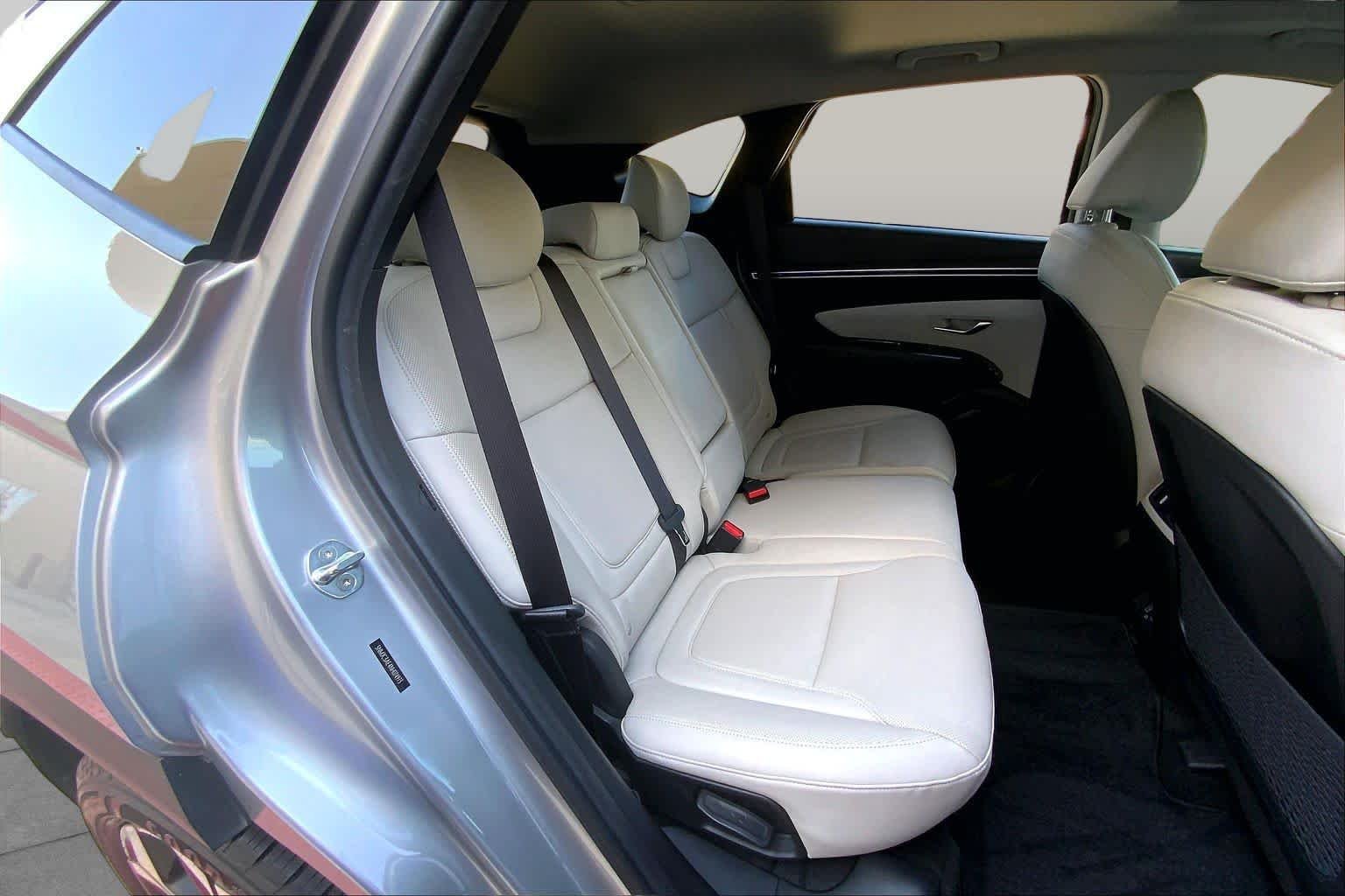 Used 2022 Shimmering Silver Hyundai SEL image 19