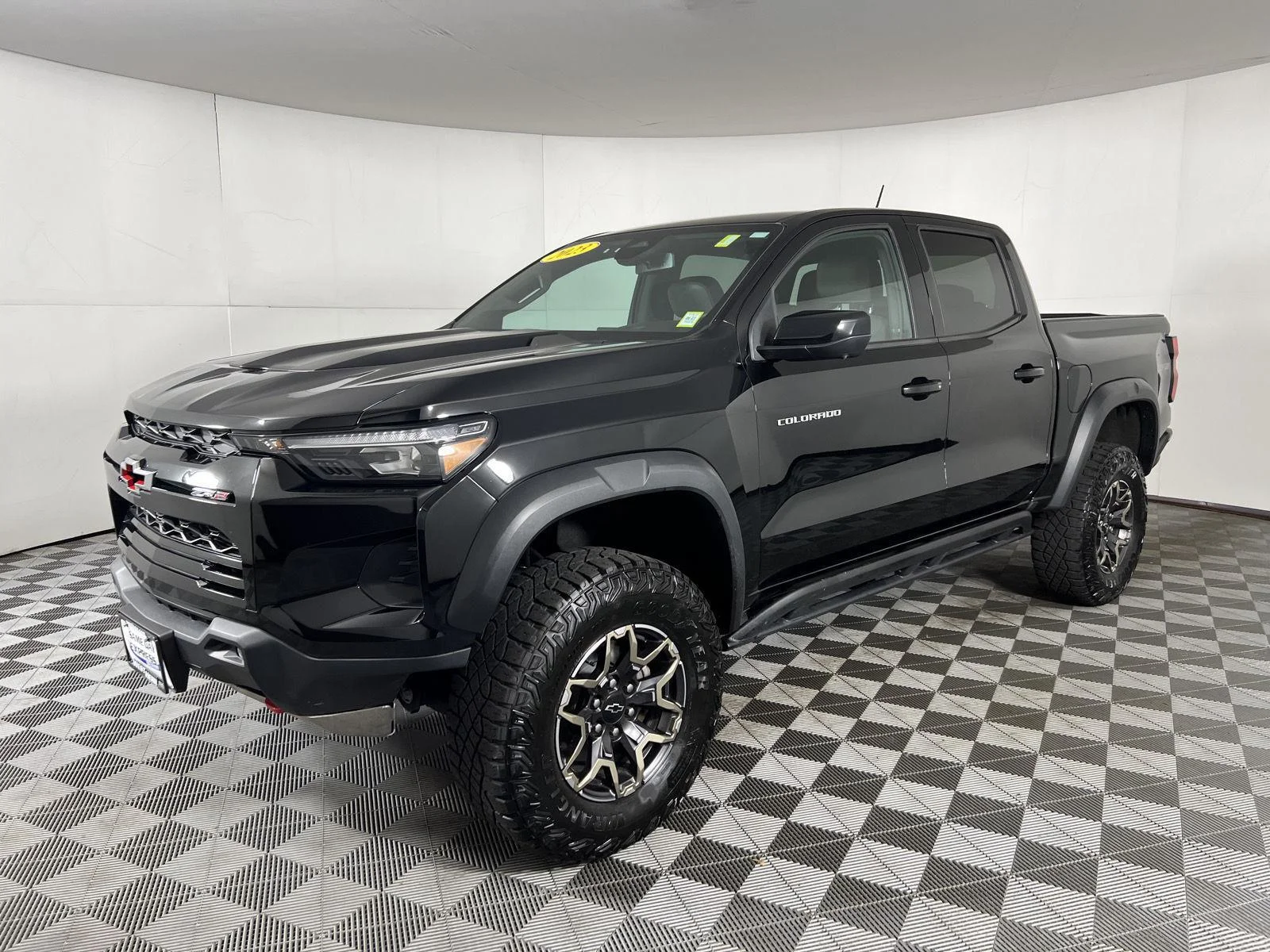 Used 2023 Black Chevrolet ZR2 image 21