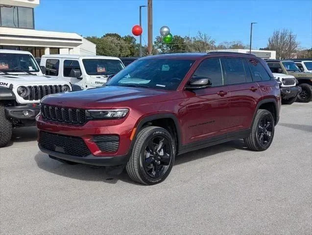 2025 Jeep Grand Cherokee Altitude - Photo 9