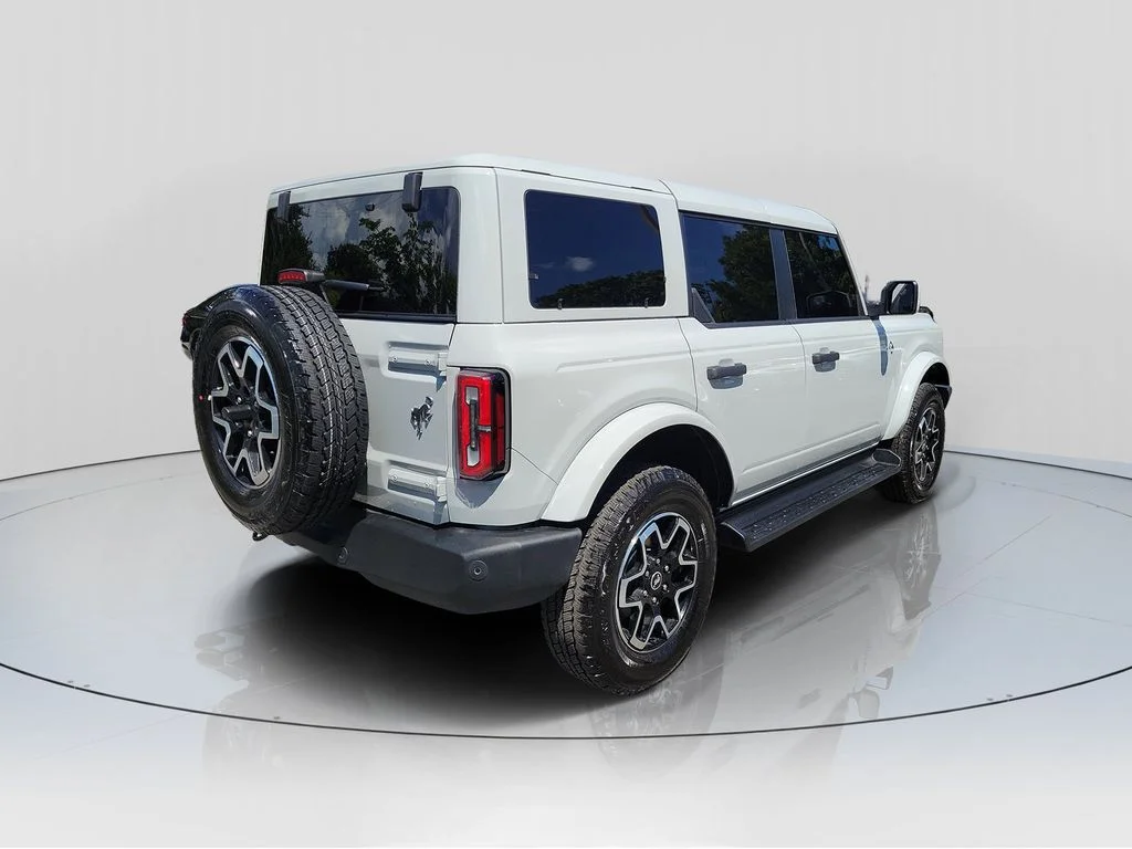 Used 2026 White Ford Outer Banks image 7