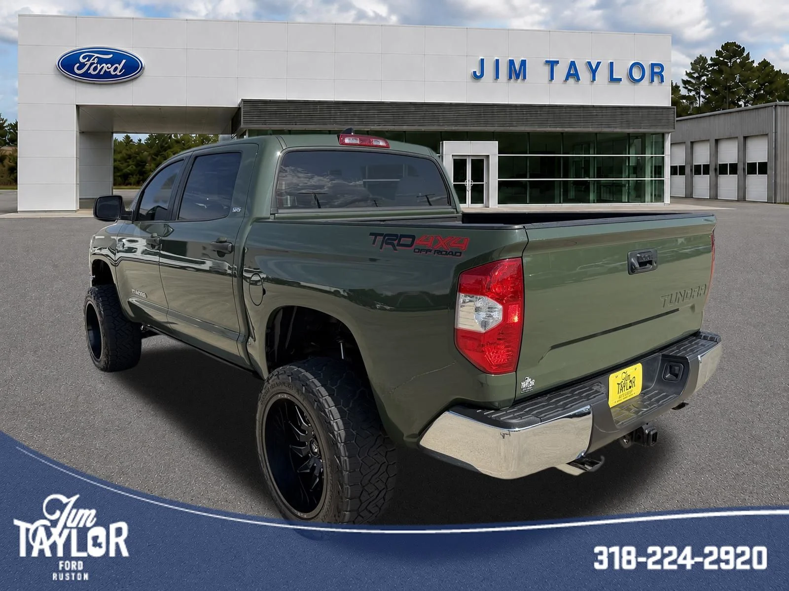 Used 2021 Green Toyota SR5 image 7