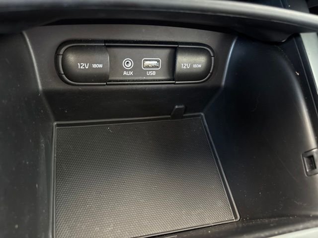Used 2019 Titanium Silver Kia LX image 17