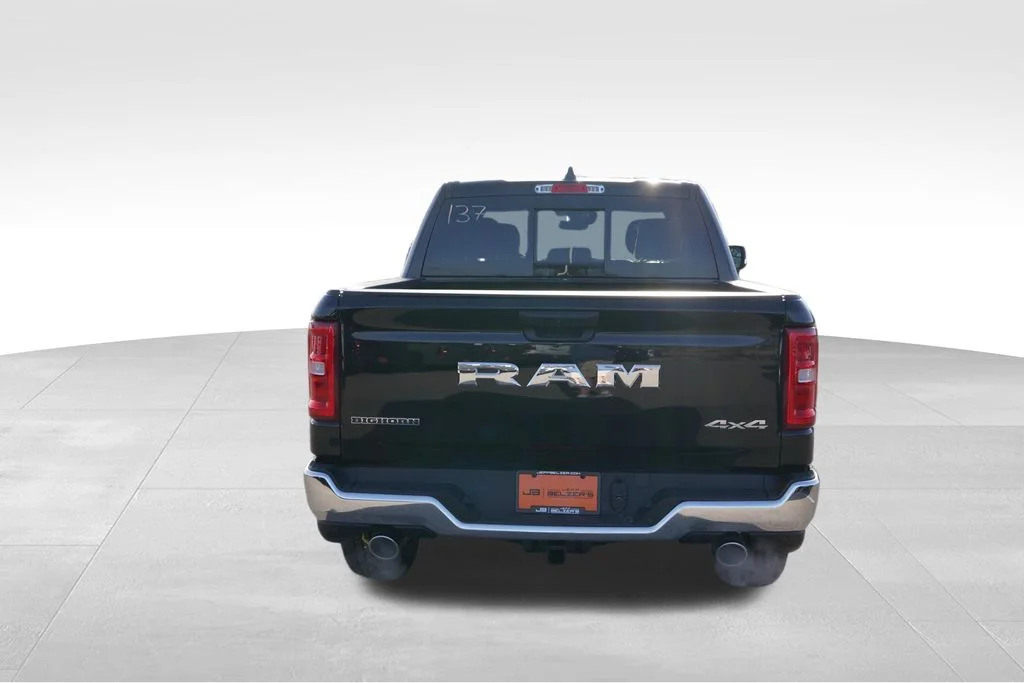 New 2026 Diamond Black Crystal Pearl-Coat Exterior Paint RAM Big Horn image 5