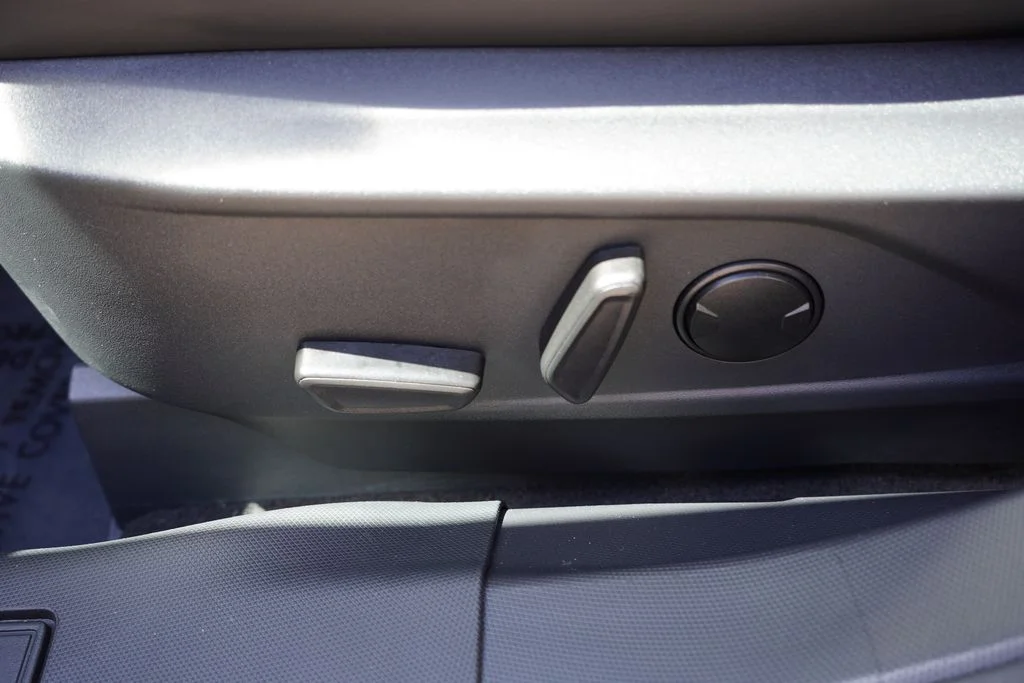 Used 2025 Desert Sand Ford Premium image 25