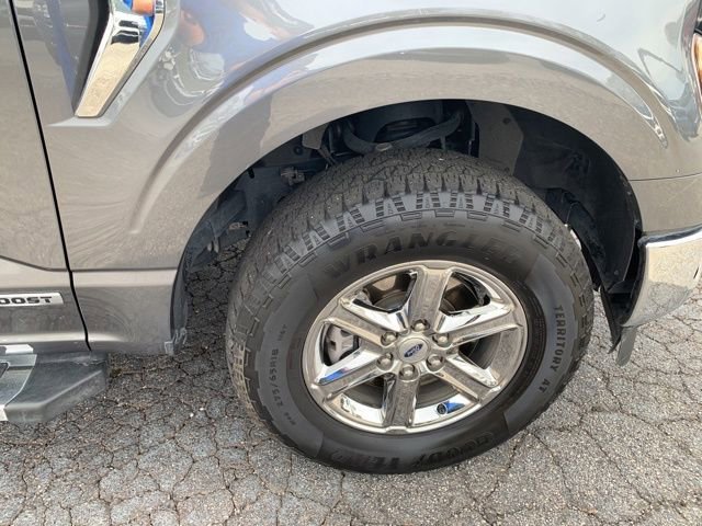 Used 2025 Gray Ford XLT image 42