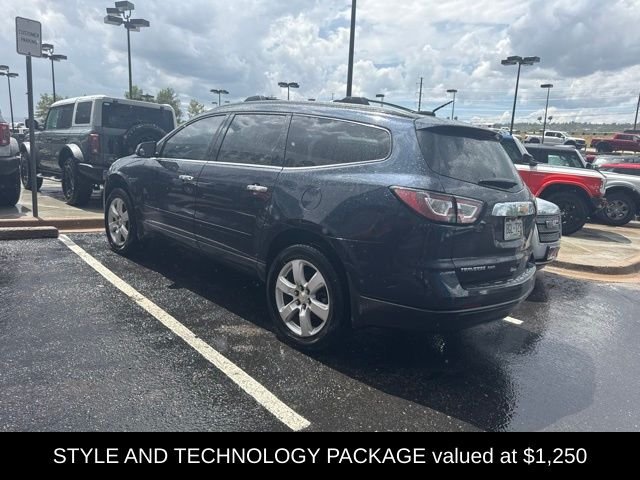 Used 2017 Blue Chevrolet 1LT image 3