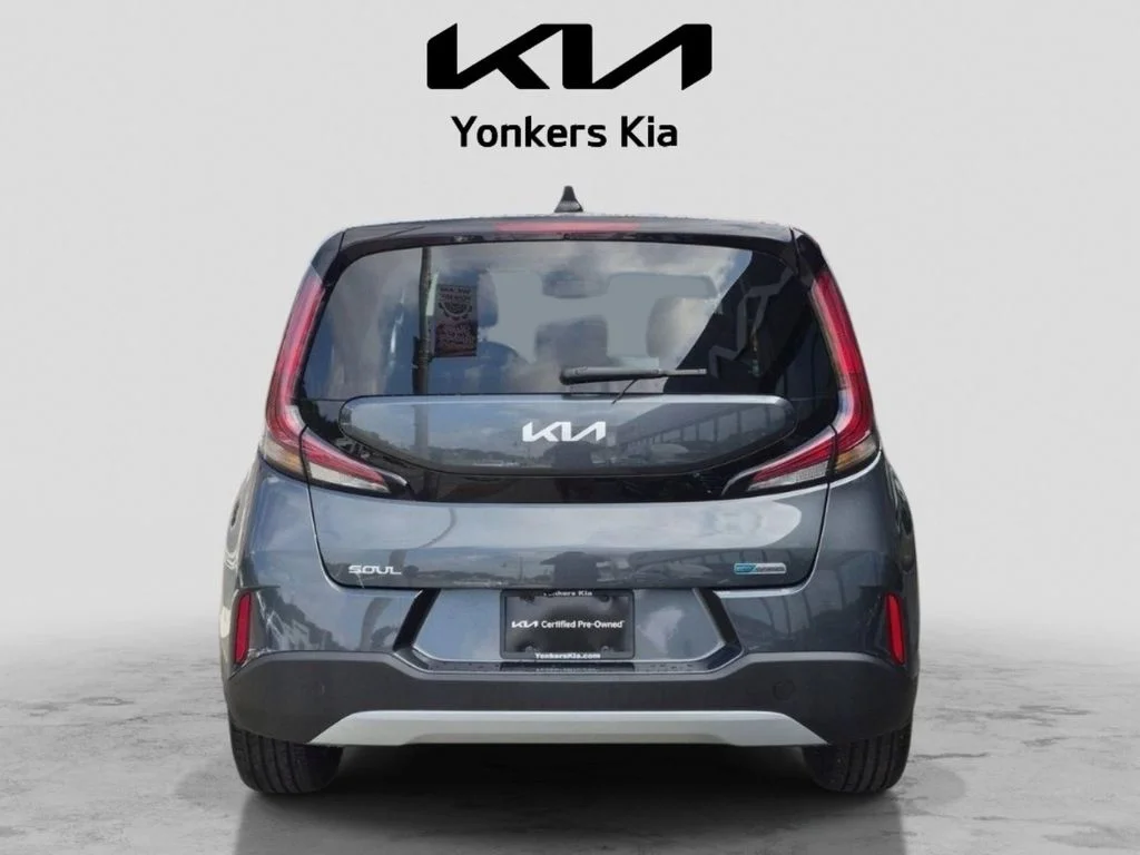 Used 2023 Gray Kia EX image 7