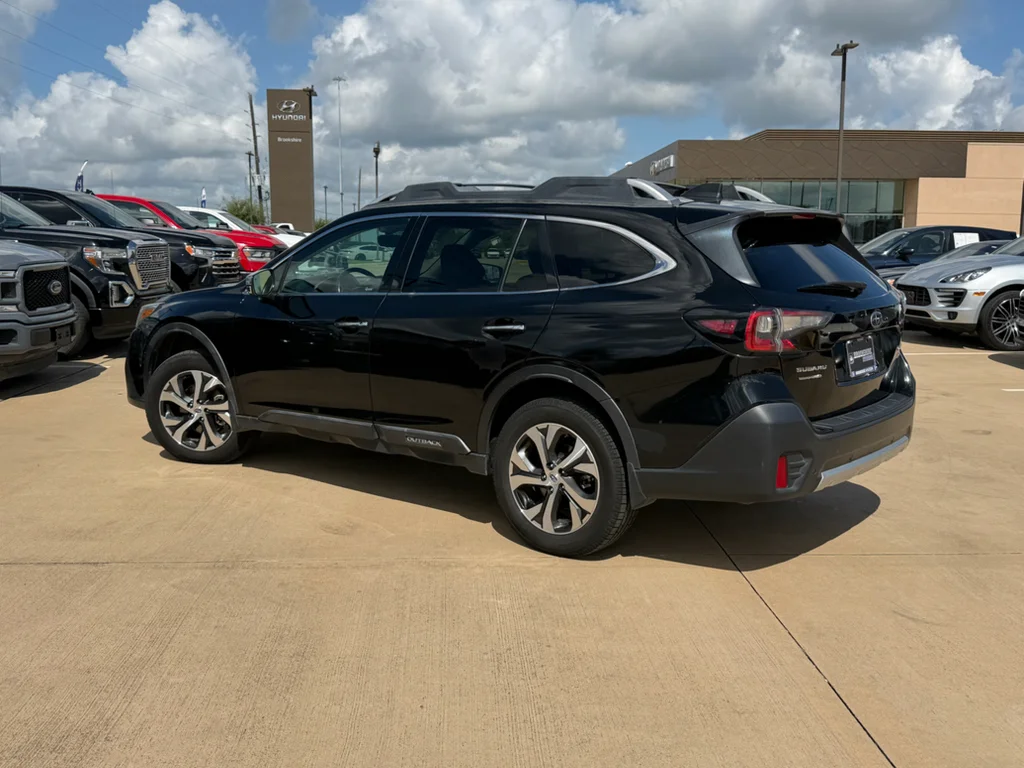 Used 2020 Crystal Black Silica Subaru Touring image 3