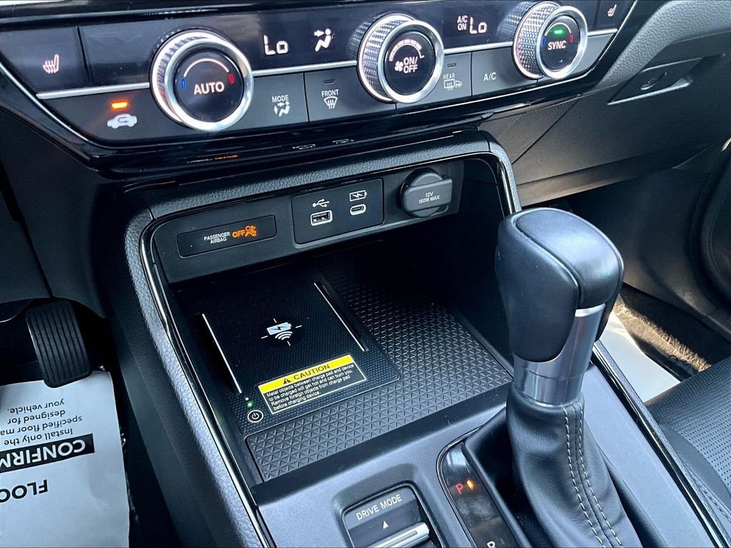 Used 2023  Honda EX-L image 18