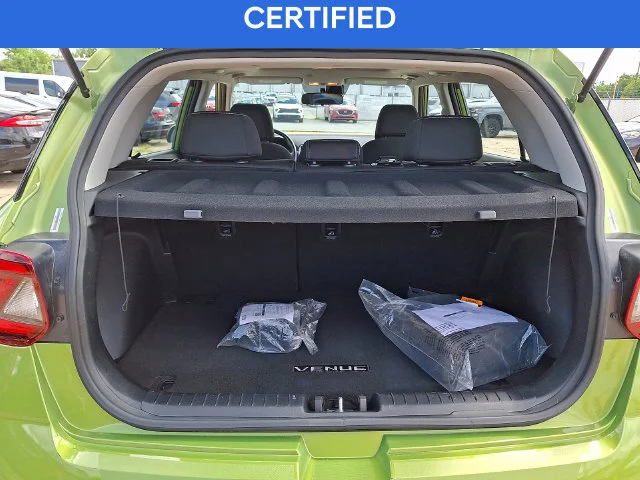 Used 2023 Green Hyundai SEL image 30
