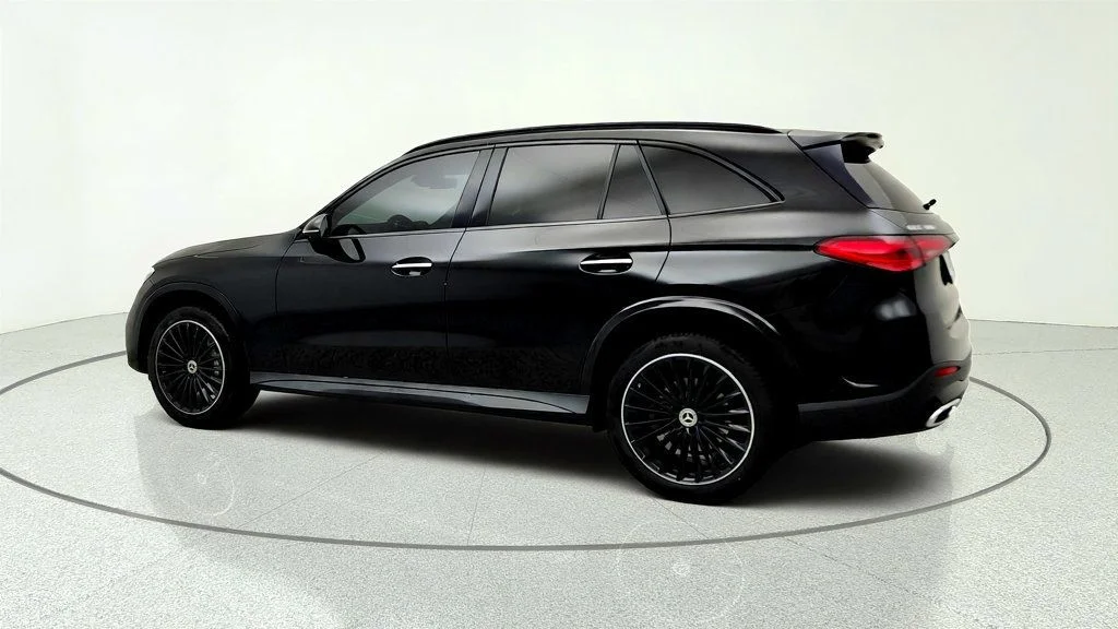Used 2023 Black Mercedes-Benz GLC 300 4MATIC SUV w/ AMG® Line & Exclusive Trim Pkg image 7