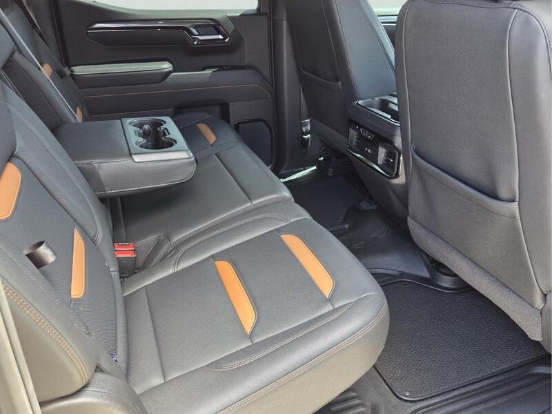 Used 2025 Onyx Black GMC 4WD CREW CAB 147" AT4 image 18