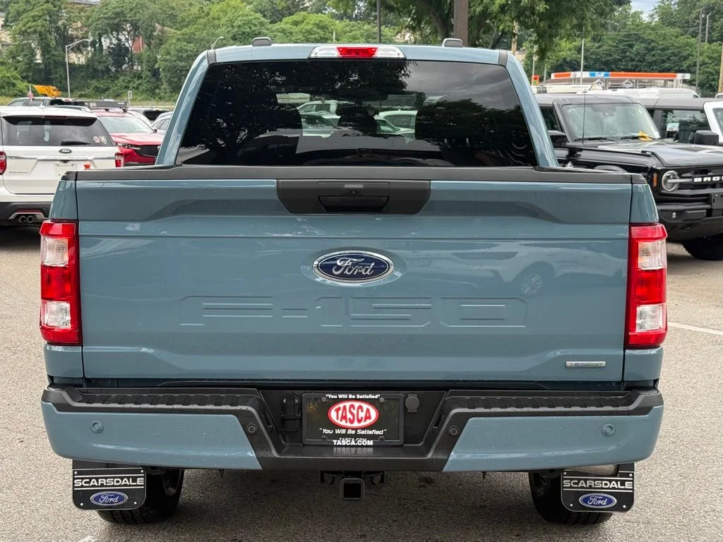 Used 2023 Blue Ford XL image 9