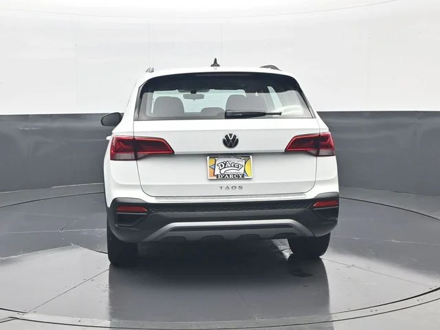 Certified Used 2023 White Volkswagen 1.5T S image 6