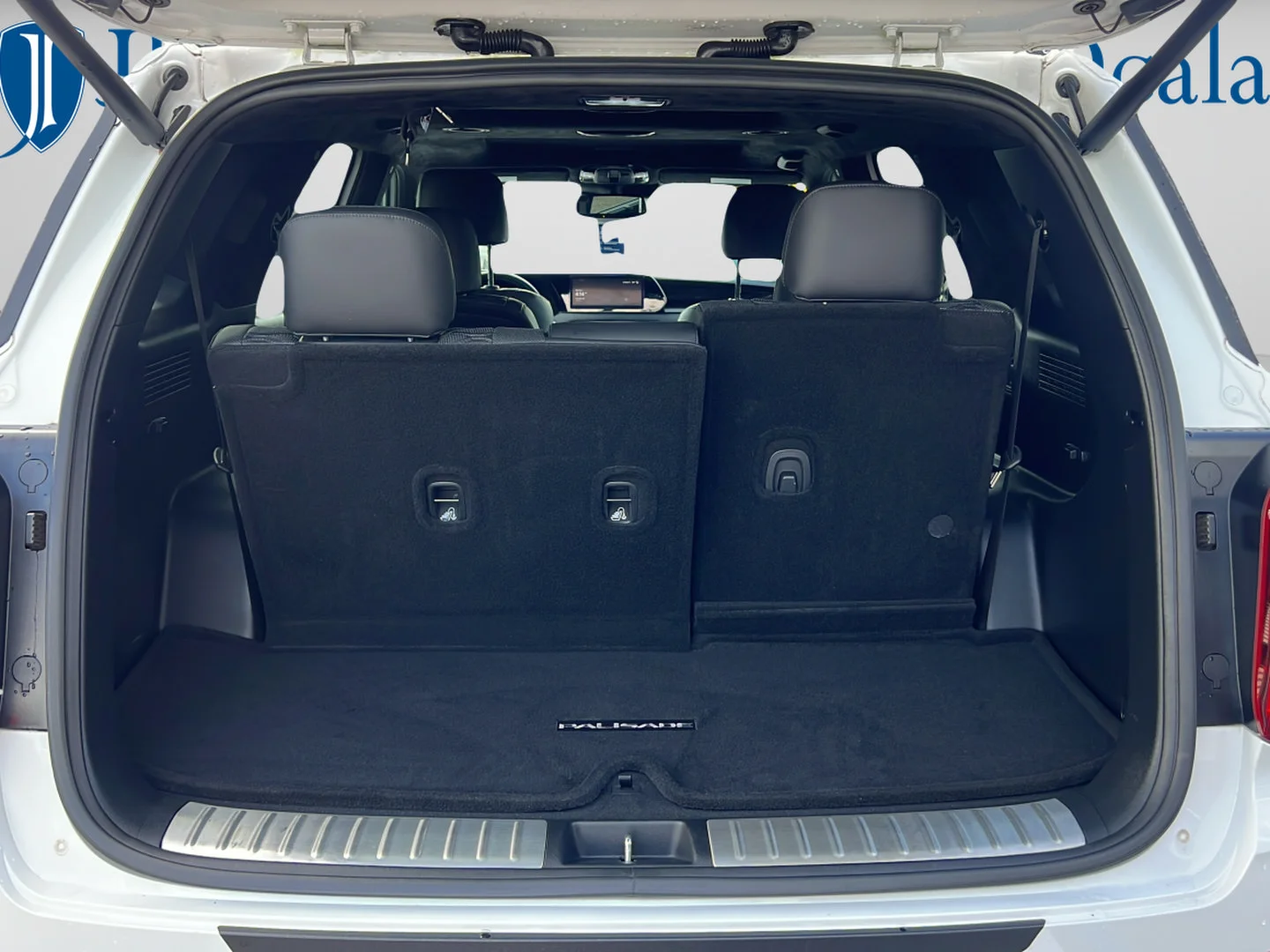 Used 2021 Hyper White Hyundai Calligraphy image 12