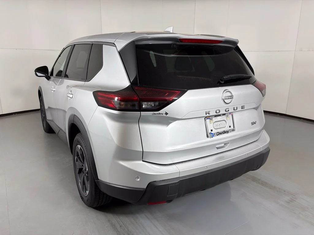 Used 2024 Silver Nissan SV image 6