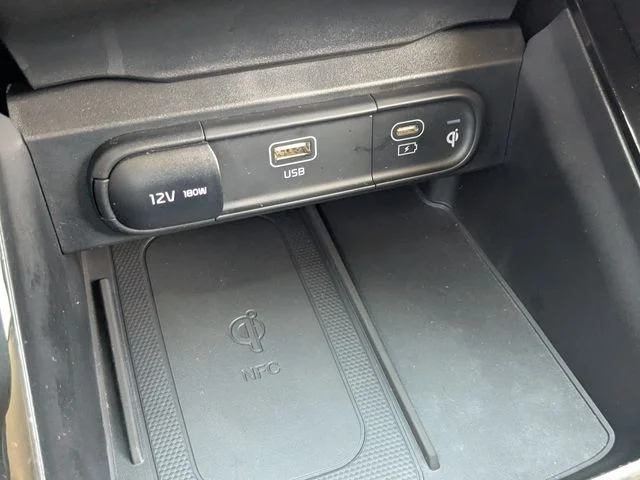 Used 2024 Silver Kia SX image 30