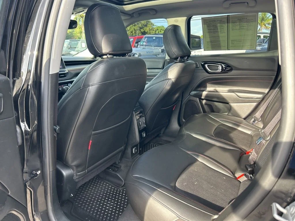 Certified Used 2022 Black Jeep Trailhawk image 31