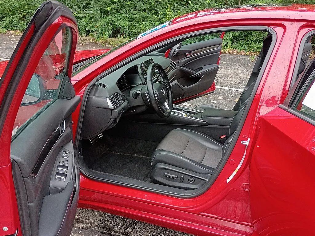 Certified Used 2018 San Marino Red Honda Sport image 11