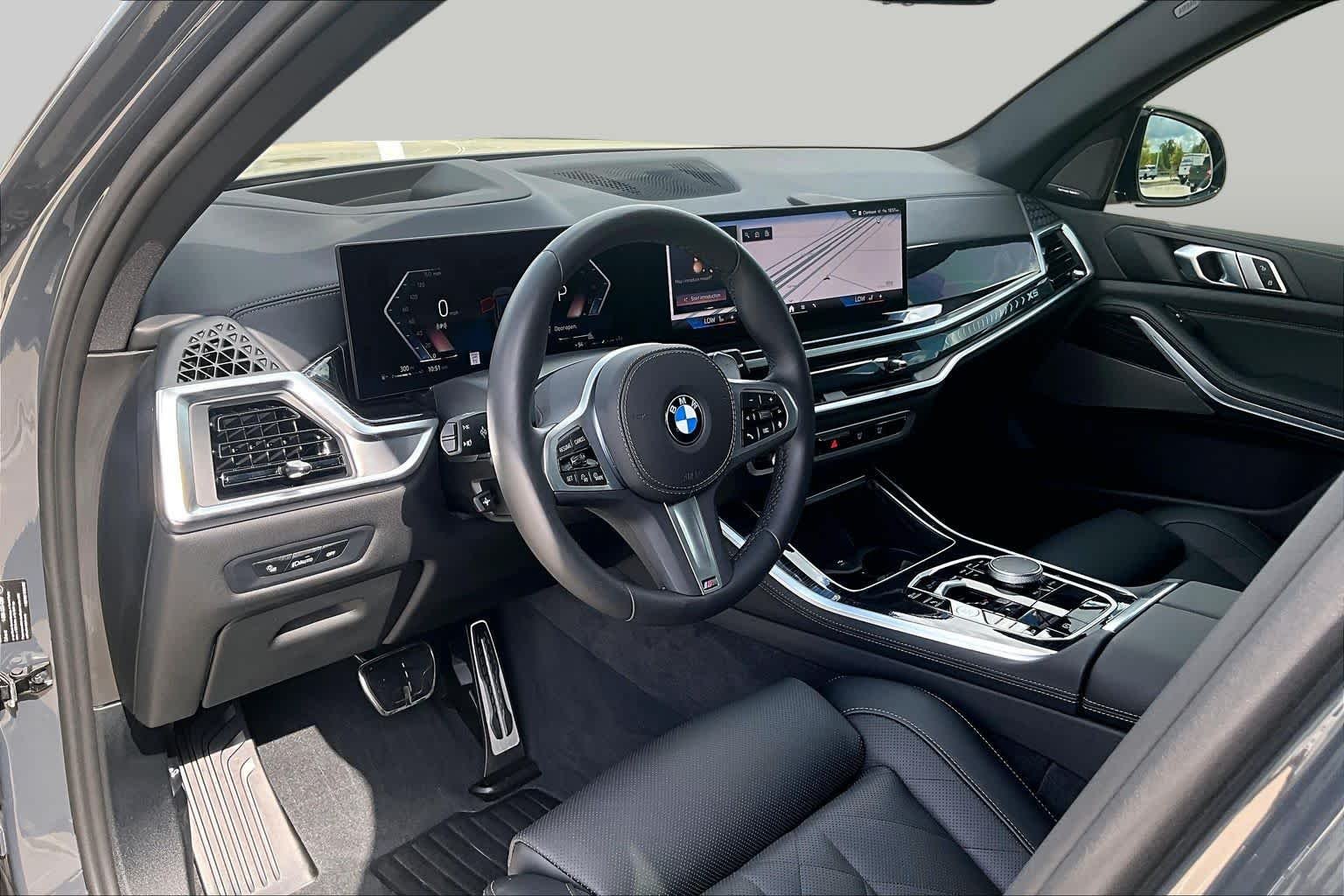 Certified Used 2026 Dravit Grey Metallic BMW xDrive40i image 16