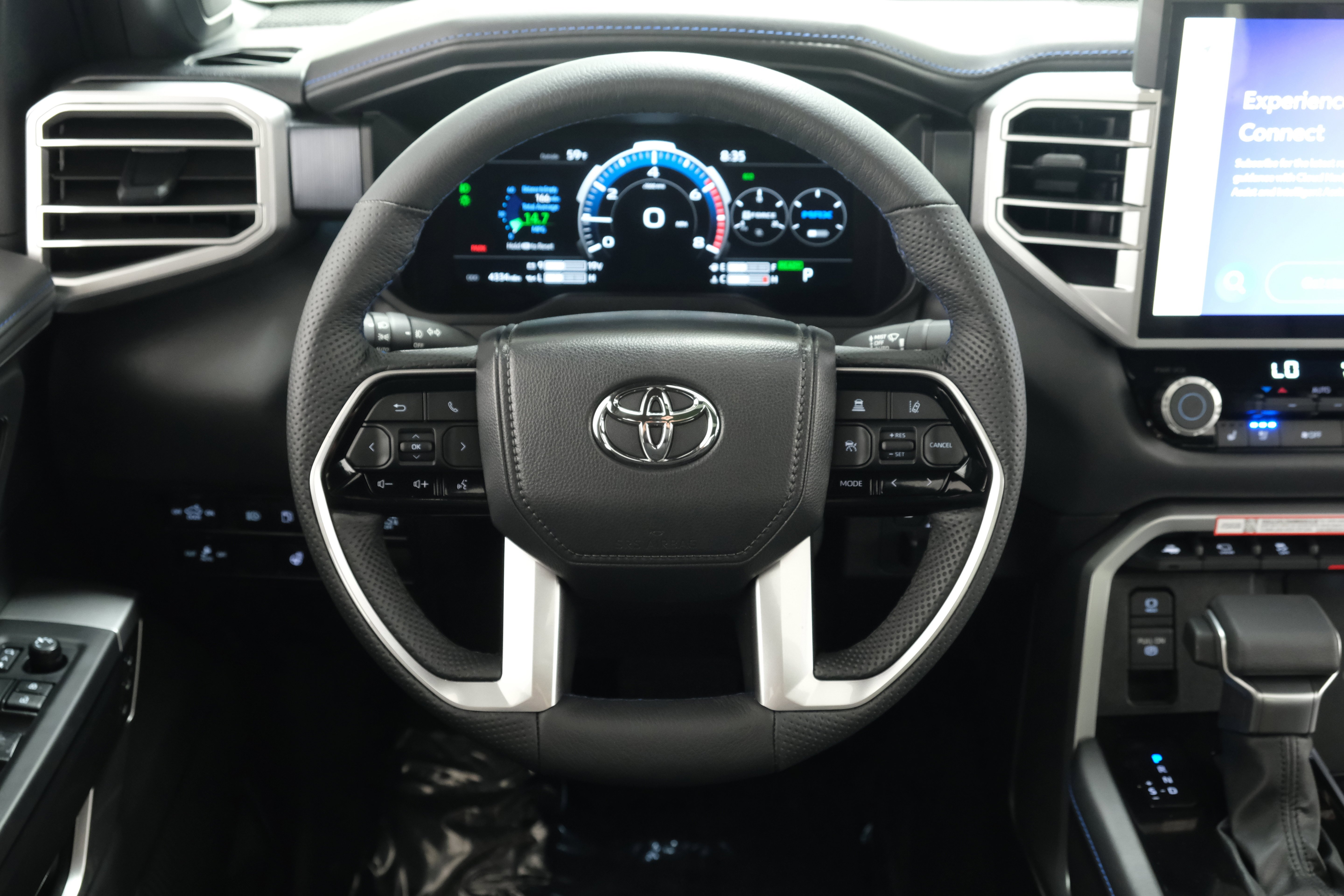 2025 Toyota Tundra Platinum - Photo 15