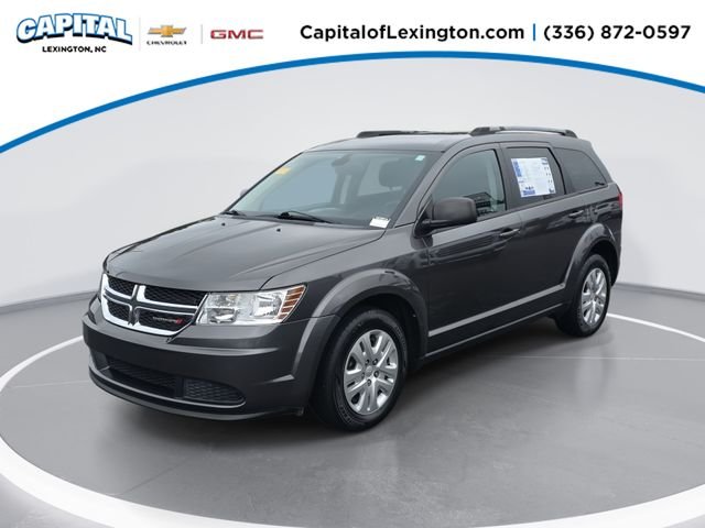 Used 2018 Gray Dodge SE image 1